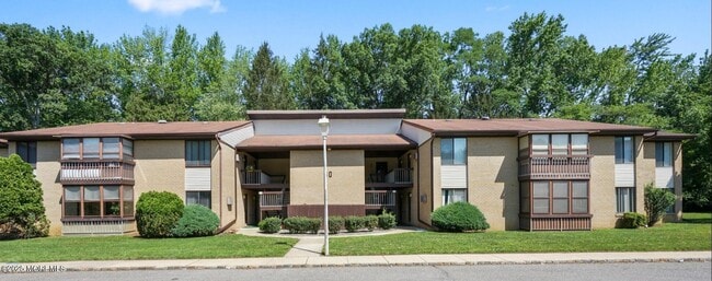 property at 60 Amberly Dr
