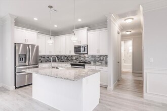 236 Long Meadow Ln S in Rotonda West, FL - Building Photo - Building Photo