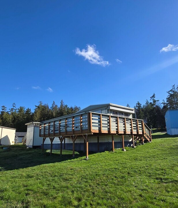 170 Alder Dr in Port Townsend, WA - Building Photo