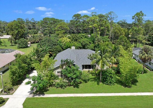 12171 Old Country Rd N in Wellington, FL - Building Photo - Building Photo