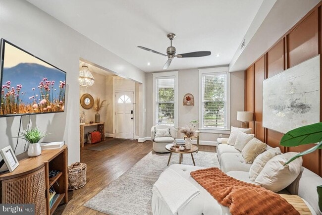 property at 1133 Morse St NE