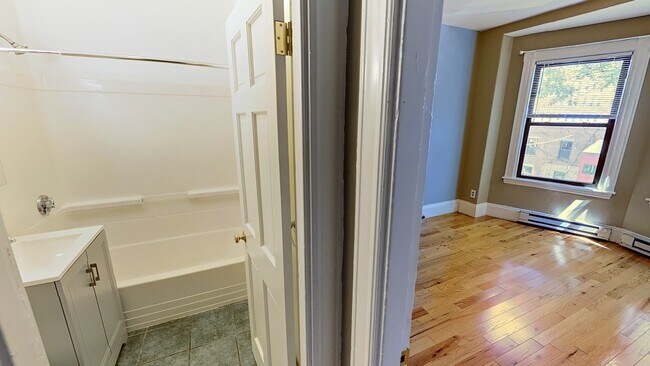 625 Columbus Ave, Unit 3 in Boston, MA - Building Photo - Building Photo