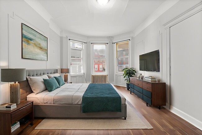 property at 78 Court House Pl