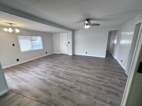 1203 Pso Del Mar in Bullhead City, AZ - Building Photo - Building Photo