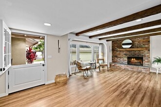 3082 Rowena Dr in Los Alamitos, CA - Building Photo - Building Photo