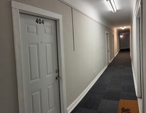 3302 Kenilworth Ave in Berwyn, IL - Building Photo - Building Photo