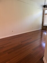 92 S Main St, Unit 302 in Memphis, TN - Building Photo - Building Photo