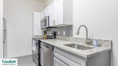 1811 E Apache Blvd in Tempe, AZ - Building Photo - Building Photo