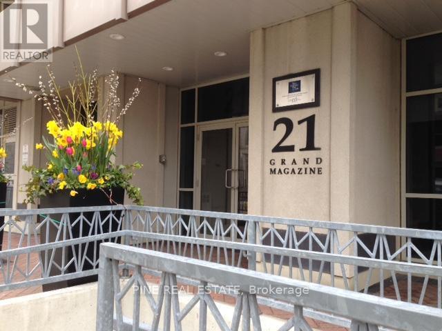 21-921 Grand Magazine St