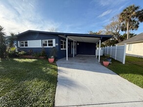 1140 6th Ave N in Jacksonville Beach, FL - Foto de edificio - Building Photo