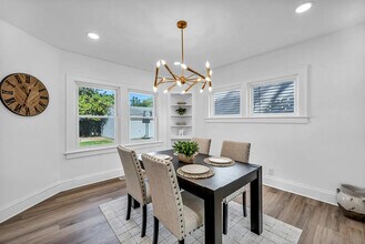 2128 Hampstead Rd in Cleveland Heights, OH - Building Photo - Building Photo