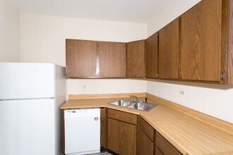 3523 N Racine Ave, Unit A07C in Chicago, IL - Building Photo - Building Photo
