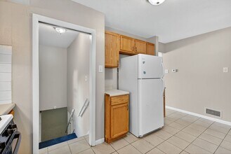 10115 Saffron Dr in St. Louis, MO - Building Photo - Building Photo