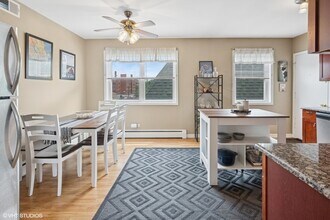 2652 W Rascher Ave in Chicago, IL - Building Photo - Building Photo