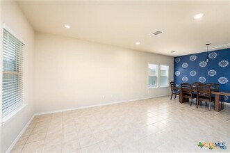 5900 Amelia Earhart Blvd in Killeen, TX - Building Photo - Building Photo