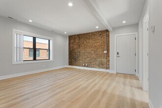 1550 W Juneway Terrace in Chicago, IL - Building Photo - Building Photo