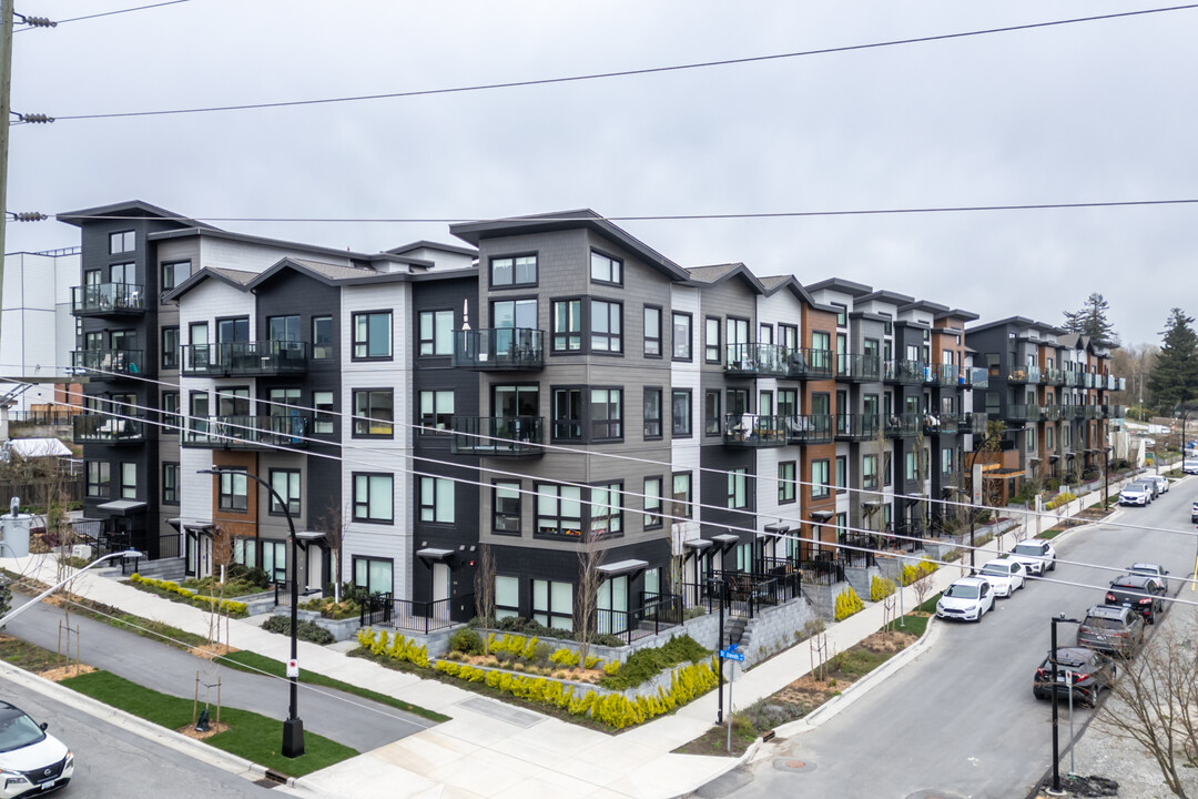 Trails in North Vancouver, BC - Building Photo