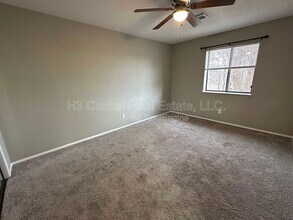 403 Woodhenge Dr in Collinsville, IL - Building Photo - Building Photo