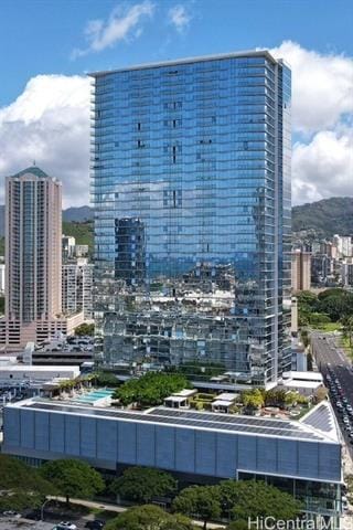property at 888 Kapiolani Blvd
