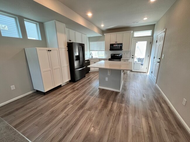 property at 4541 N Quemoy St