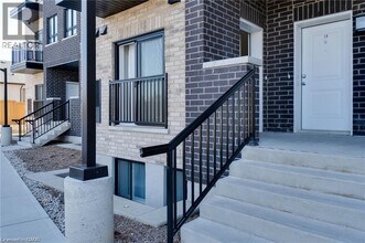 600 Victoria St S in Kitchener, ON - Building Photo - Building Photo