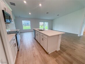 2127 SW 12th Ave in Cape Coral, FL - Building Photo - Building Photo