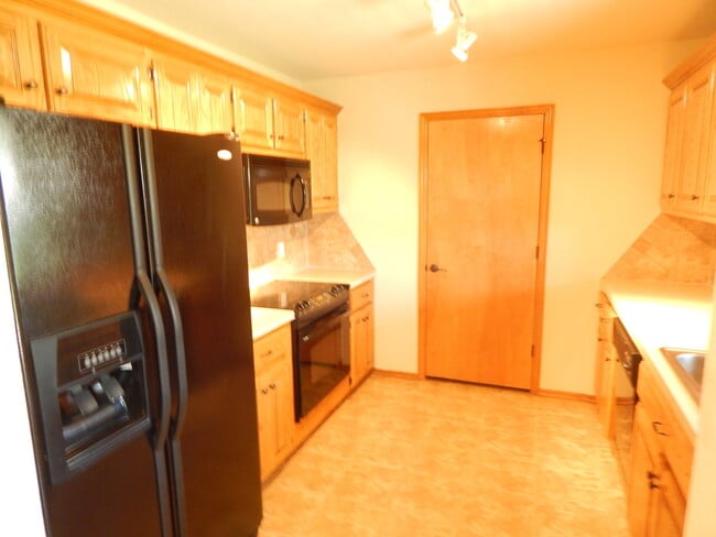 2304 NW 157th St in Edmond, OK - Building Photo - Building Photo
