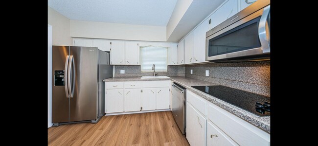 2286 Mexican Way, Unit 38 in Clearwater, FL - Building Photo - Building Photo