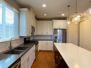 6900 Crosby Ct in Minnetrista, MN - Building Photo - Building Photo