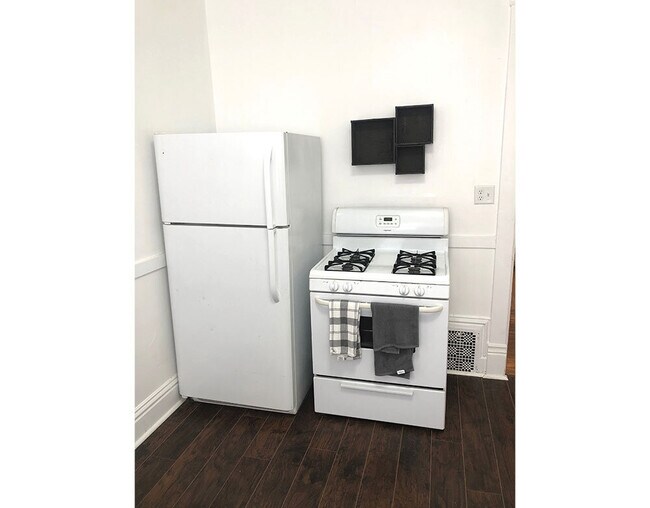 1507 W Callender Ave, Unit 1507 Callender Unit B in Peoria, IL - Foto de edificio - Building Photo