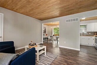 10404 Tullis Ave in Kansas City, MO - Building Photo - Building Photo