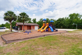 Fox Hollow in Orlando, FL - Building Photo - Building Photo