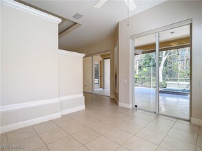 9190 Troon Lakes Dr in Naples, FL - Building Photo - Building Photo