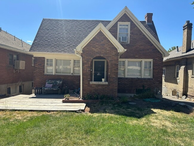 property at 340 S University St