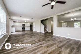 11167 Golden Silence Dr in Riverview, FL - Foto de edificio - Building Photo