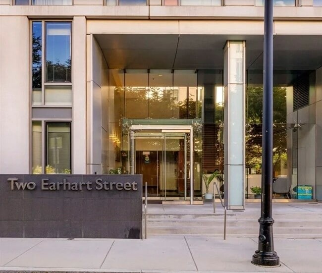 property at 2 Earhart St