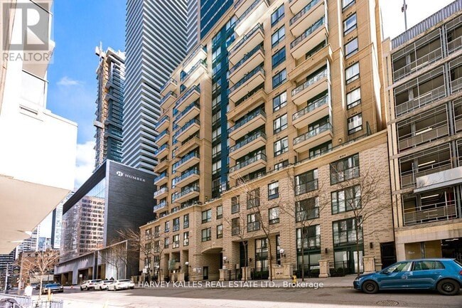 35-1235 Hayden St