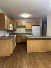 1126 College St in Fargo, ND - Building Photo - Building Photo
