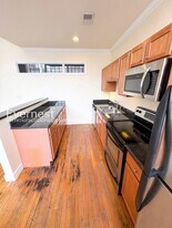 525 E Grace St, Unit 201 in Richmond, VA - Building Photo