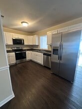 330 Milburn Dr in Fayetteville, NC - Building Photo - Building Photo