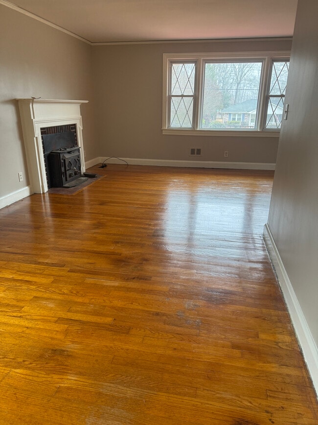 230 Elaine Ave in Taylors, SC - Building Photo - Building Photo