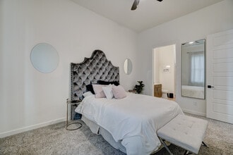 Campbell Apartments in Edmond, OK - Building Photo - Building Photo