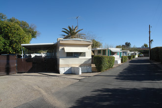 4028 E Blacklidge Dr in Tucson, AZ - Building Photo - Building Photo