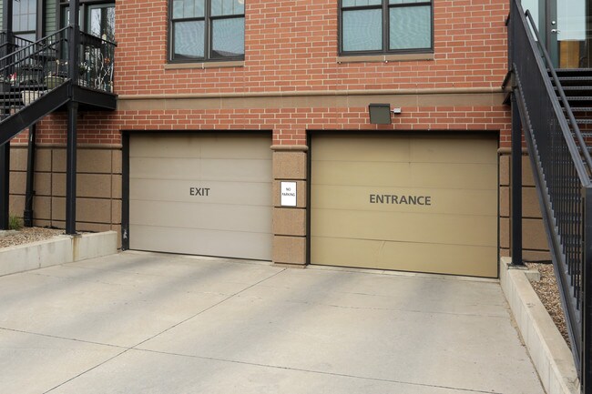 Oak Hill Jackson Brickstones in Cedar Rapids, IA - Foto de edificio - Building Photo