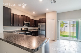 4443 Globe Thistle Dr in Tampa, FL - Building Photo - Building Photo