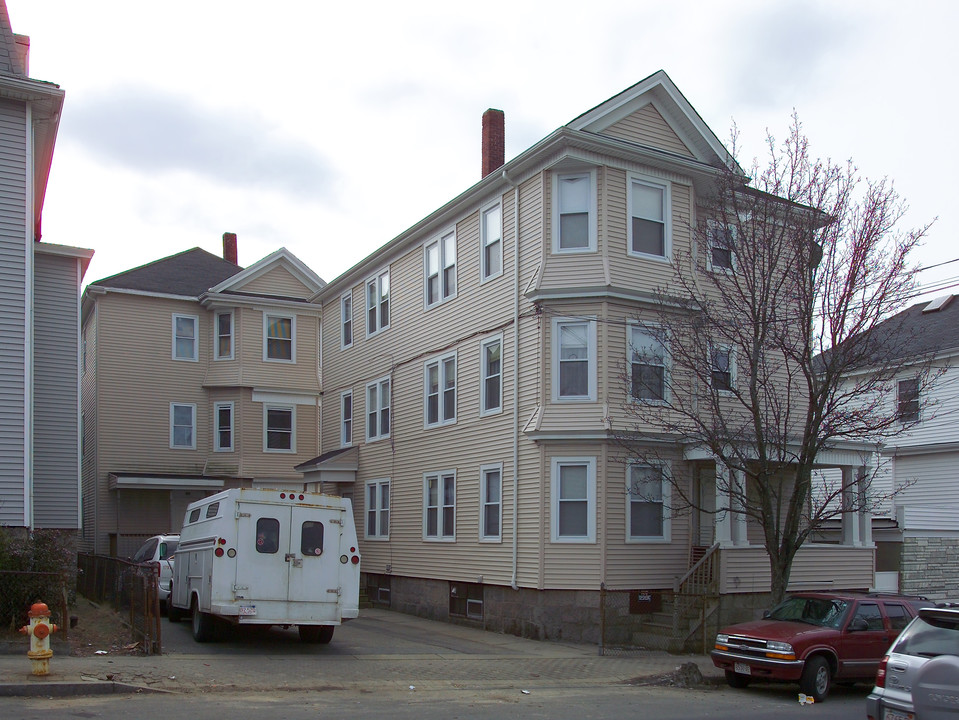 311-313 Columbia St in Fall River, MA - Building Photo