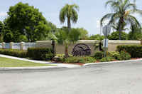 San Sherri Villas in Homestead, FL - Foto de edificio - Building Photo