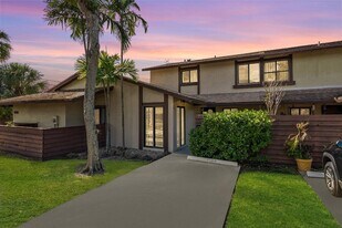 7136 SW 105th Ct in Miami, FL - Building Photo