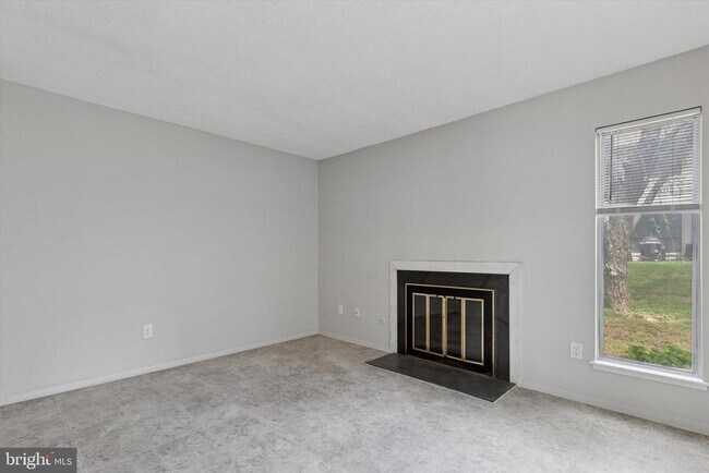 102 Revere Dr in Harleysville, PA - Building Photo - Building Photo