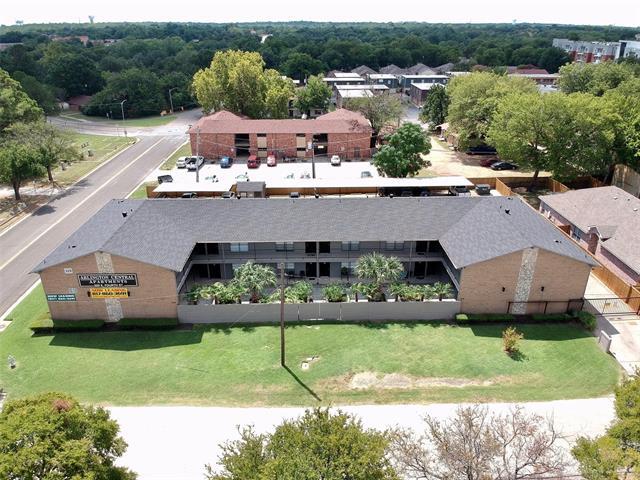 property at 320 E 4th St